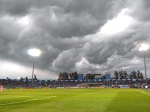 Dana Rp 700 Juta Disiapkan Sulap Stadion Surajaya Lamongan Jadi Sport Tourism Dana Rp 700 Juta Disiapkan Sulap Stadion Surajaya Lamongan Jadi Sport Tourism