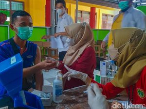 Hari Terakhir, Warga Pangandaran Vaksin Dosis 1 Bisa Dapat Sembako