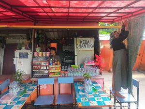 Pedagang di Kanrerong Makassar Direlokasi, PKL Tuntut Diberi Tempat Layak Pedagang di Kanrerong Makassar Direlokasi, PKL Tuntut Diberi Tempat Layak
