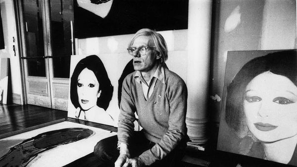 Andy Warhol dalam Jepretan Masa Lampau