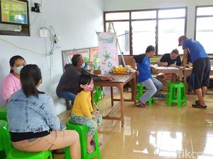 Warga Dinoyo Kota Malang Kini Bisa Tukar Sampah dengan Sembako