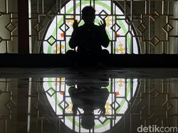 Sejarah Penamaan Hari Jumat dan Anjuran Salat bagi Laki-laki Muslim