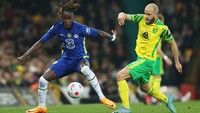 Chelsea mencatatkan 15 attempts (7 on target) dan menguasai bola 67 persen. Jumlah tersebut mengungguli Norwich yang melakukan 8 kali tembakan percobaan (3 on target) dan hanya 33 persen ball possession. Getty Images/Julian Finney