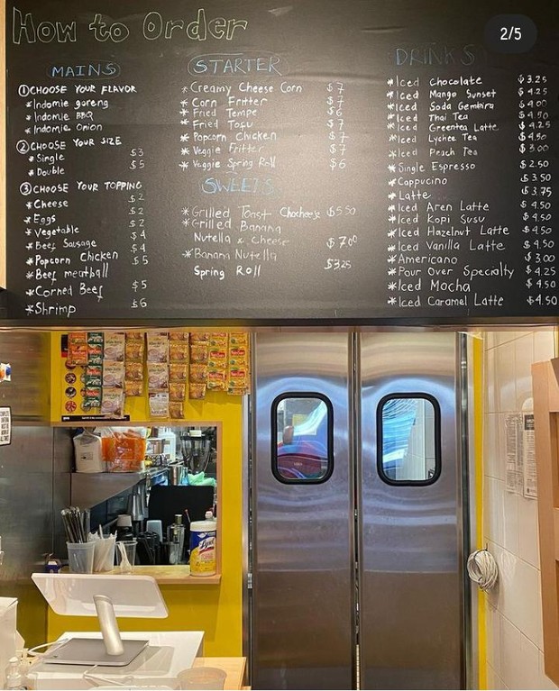 Daftar Menu Warkop NYC/foto: instagram.com/omar.k.prawiranegara Daftar menu yang ada di Warkop NYC