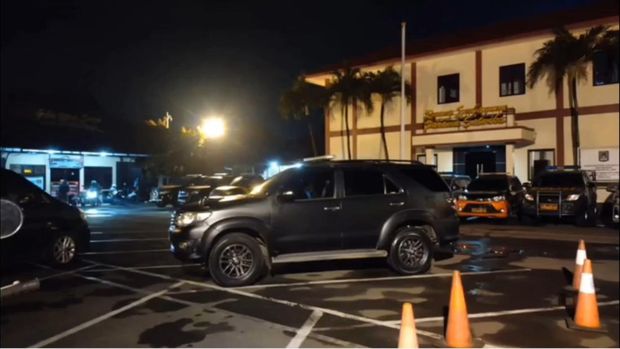 Daus Mini Ditangkap Polisi, Ini Penampakan Mobil Berpelat Bodong Miliknya