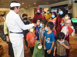 Dedi Mulyadi Bantu Penderita Stroke yang Hidupi 12 Anak di Purwakarta