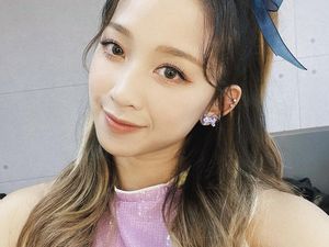 Viral Foto Dita Karang Pakai Seragam SMA, Idol KPop Pertama Asal Indonesia