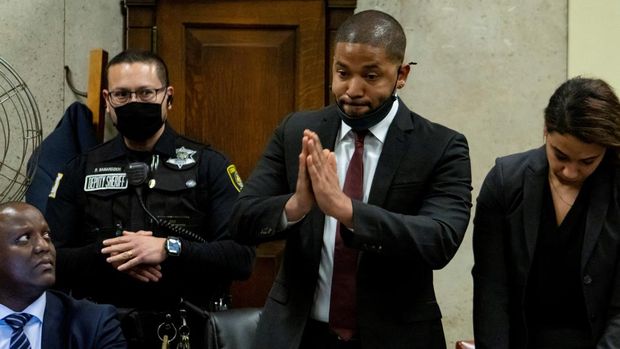 Actor Jussie Smollett speaks after his sentence is read at the Leighton Criminal Court Building, in Chicago, Illinois, U.S., March 10, 2022. Brian Cassella/Pool via REUTERS