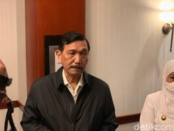 Tentang Luhut dan Tunda Pemilu Bikin Mereka Keras Menentang