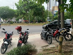 Polisi Angkut 24 Motor di Lokasi Demo Ricuh Mahasiswa Papua di Jakpus