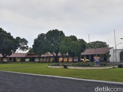 Gibran Beberkan Alasan Ngunduh Mantu Kaesang - Erina di Pura Mangkunegaran