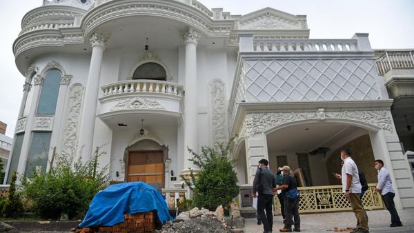 Tengok Lagi Rumah Mewah Indra Kenz yang Disita Polisi di Medan