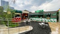 Di Tempat Jajan Kekinian Bintaro Ini Ada Pizza Rendang Vegan hingga Halal Snack