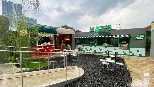Di Tempat Jajan Kekinian Bintaro Ini Ada Pizza Rendang Vegan hingga Halal Snack
