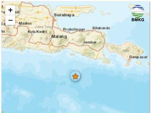 Gempa Guncang Dua Daerah di Jatim 18 Jam Terakhir Gempa Guncang Dua Daerah di Jatim 18 Jam Terakhir