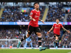 Sancho Sempat Didekati Liverpool dan Chelsea