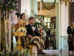 Melihat Pergantian Tahta Mangkunegaran yang Dihadiri Jokowi dan Raja