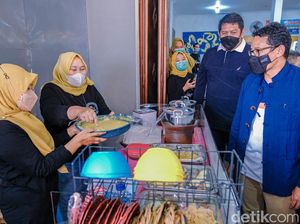 Sandiaga Buka Pujasera Demi Ciptakan Lapangan Kerja di Pacitan