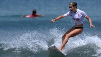 Arti Istimewa Kopi di Mata Surfer yang Hobi Surfing