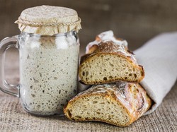 Sourdough vs Roti Biasa, Mana yang Lebih Enak dan Sehat?