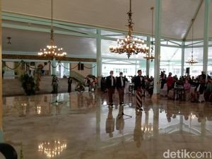 Jumenengan Mangkunegoro X, Paundra Tak Tampak Hadir Jumenengan Mangkunegoro X, Paundra Tak Tampak Hadir