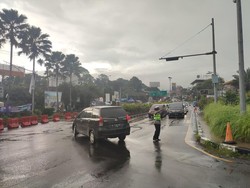 One Way Puncak Arah Jakarta Berakhir, Lalin Kembali Dua Arah