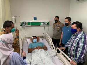 Staf Presiden Besuk AKBP Ferikson yang Jadi Korban Demo soal Papua