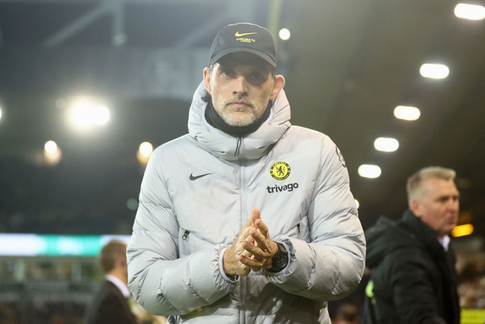 NORWICH, ENGLAND - MARCH 10: Thomas Tuchel, Manager of Chelsea looks on during the Premier League match between Norwich City and Chelsea at Carrow Road on March 10, 2022 in Norwich, England. (Photo by Julian Finney/Getty Images)