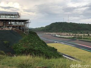 Asyik! Bukit 360 Sirkuit Mandalika Hampir Rampung