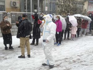 Tercatat Rekor Tertinggi di China Saat Kasus Corona Melesat