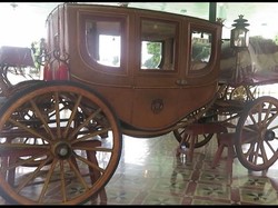 Melihat Koleksi Kereta Kuda Keraton Yogyakarta