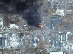 Ukraina Hancurkan Kapal Militer Rusia di Laut Azov