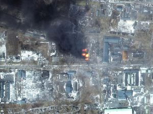 Detik-detik Pabrik & Infrastruktur di Mariupol Dihantam Bom Rusia Detik-detik Pabrik & Infrastruktur di Mariupol Dihantam Bom Rusia