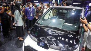 Melihat Pameran Otomotif Jakarta Auto Week