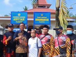 Papan Nama Muhammadiyah Akhirnya Dipasang Kembali di Masjid Al-Hidayah Banyuwangi