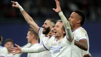 Real Madrid ada di urutan kedua dengan total pemasukan sebesar 640,7 juta Euro di musim lalu. Siapakah yang ada di urutan teratas? Foto: Getty Images/Gonzalo Arroyo Moreno