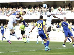 Verona Vs Napoli: Partenopei Menang 2-1