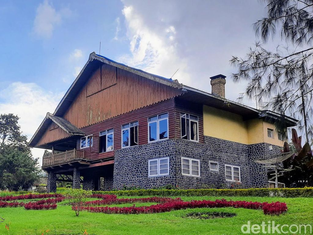 Sederet Kisah Mistis Rumah Peninggalan Meneer Belanda di Lereng Gunung Raung