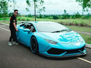 Senyum Doni Salmanan Usai Dimiskinkan! Senyum Doni Salmanan Usai Dimiskinkan!