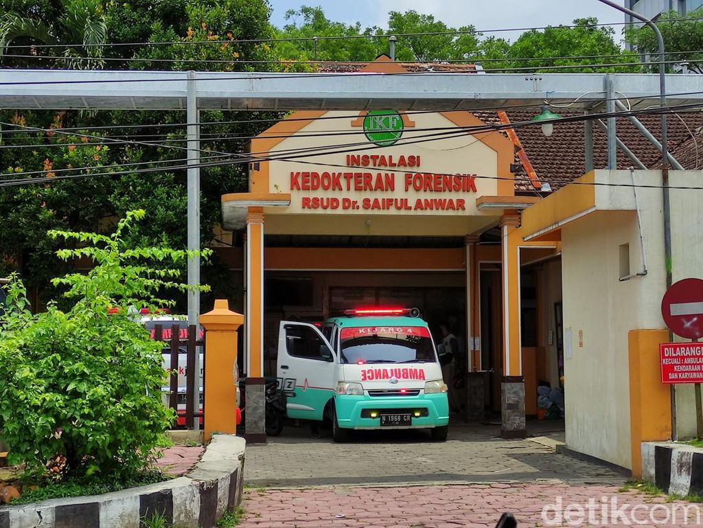 Seorang Pemuda di Malang Tewas Diduga Dianiaya Jawara Desa Seorang Pemuda di Malang Tewas Diduga Dianiaya Jawara Desa