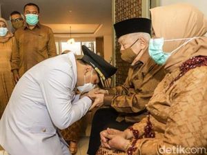 Ucapan Duka Mengalir untuk Almarhum Mertua Wali Kota Surabaya Eri Cahyadi Ucapan Duka Mengalir untuk Almarhum Mertua Wali Kota Surabaya Eri Cahyadi
