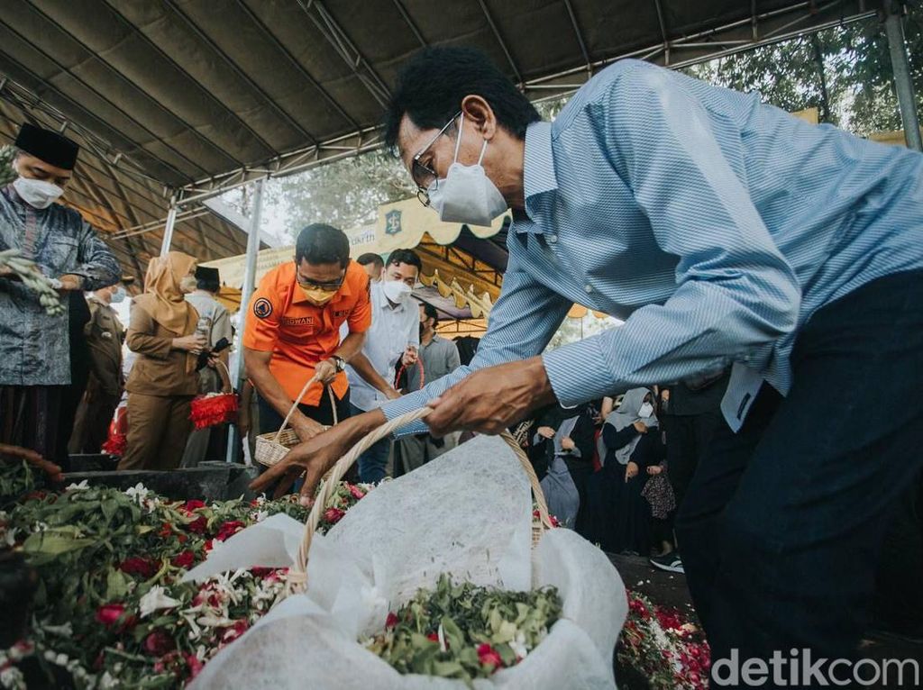 Mertua Walkot Eri Cahyadi Wafat, Ketua DPRD Surabaya: Kita Semua Berduka