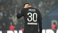 Apakah sampai akhir musim ini, Messi masih akan kesulitan bikin gol gegara tiang gawang? (AP)