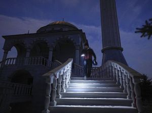 Masjid Ini Jadi Tempat Berlindung dari Hujan Rudal Rusia