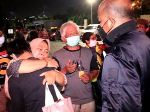 Tak Bawa Sajam, 24 Anak Terduga Pelaku Tawuran di Bekasi Dipulangkan Tak Bawa Sajam, 24 Anak Terduga Pelaku Tawuran di Bekasi Dipulangkan