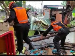 Ganggu Lintas Stasiun Tanjung Priok-Ancol, 326 Bangunan Liar Ditertibkan