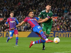 Dulu Etoo dan Ibrahimovic, Kini Barcelona Punya Aubameyang!