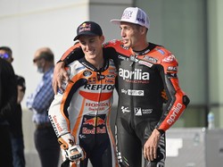 Bandel! Aleix Espargaro Suruh Adiknya Peluk Kaktus sampai Masuk RS