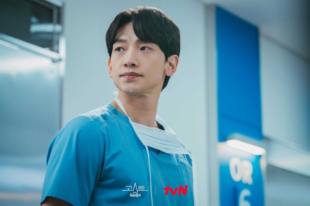 Rain sebagai Cha Young-min