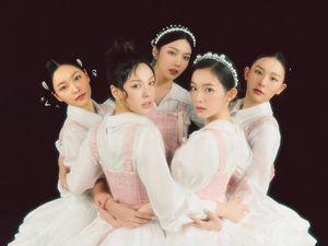 Irene, Joy, dan Yeri Red Velvet Positif Covid-19 Irene, Joy, dan Yeri Red Velvet Positif Covid-19